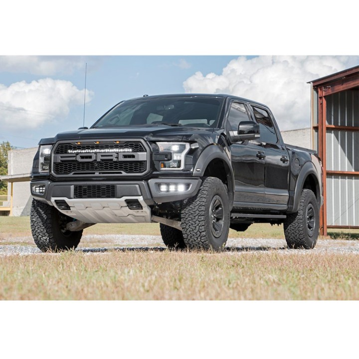Listwa LED 30" pojedyncza zakrzywiona white DRL spot do grilla przód Rough Country Black Series