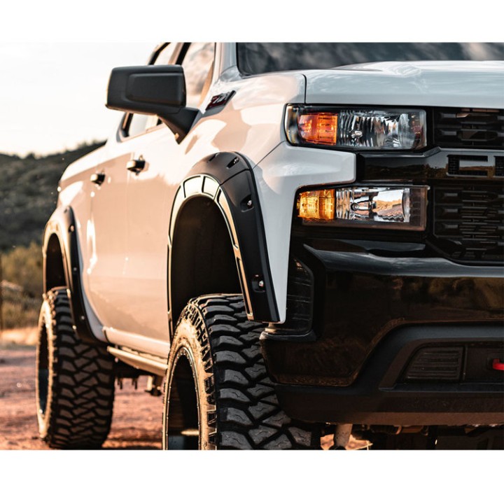 Poszerzenia błotników przód i tył Rough Country Defender Pocket