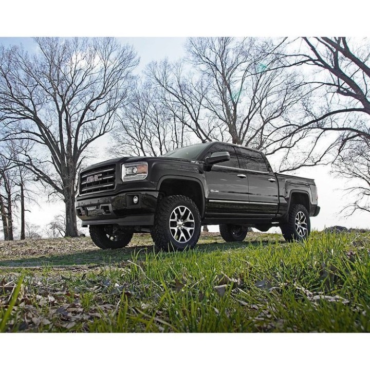 Zestaw zawieszenia Rough Country Lift 6"