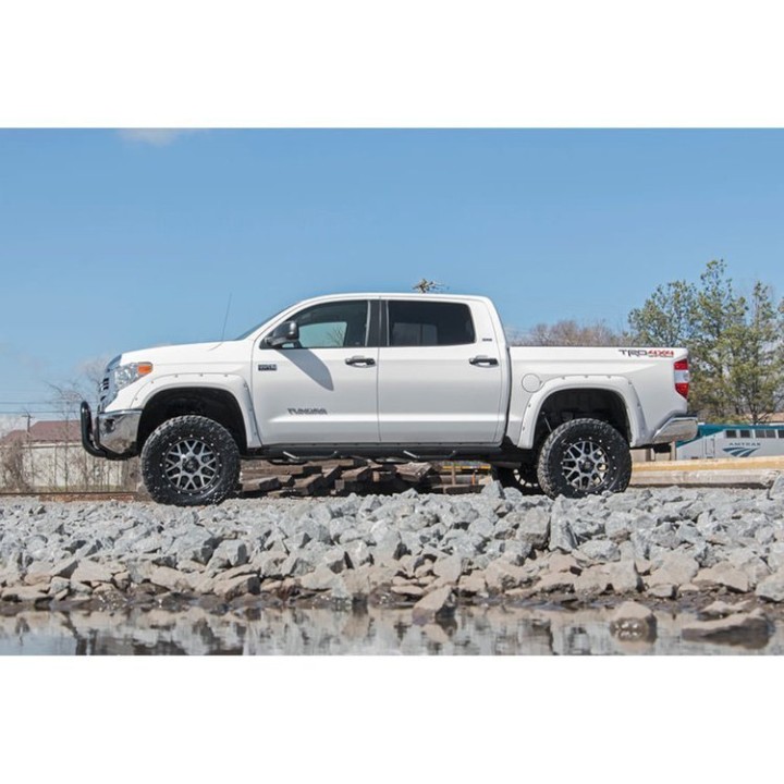Zestaw zawieszenia Rough Country Lift 6"