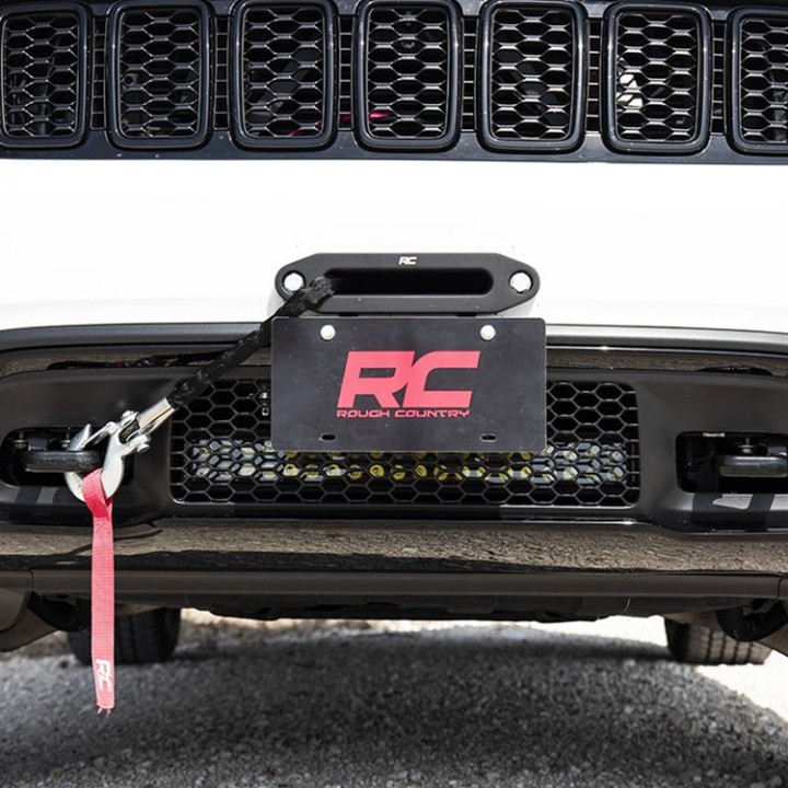Relokacja mocowania tablicy rejestracyjnej Rough Country
