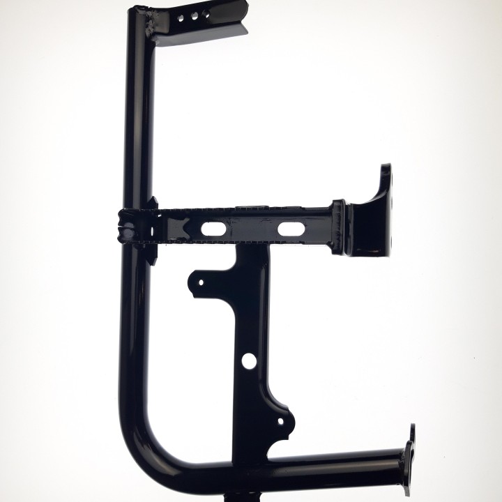 BRACKET, FOOT BOARD, LH.
