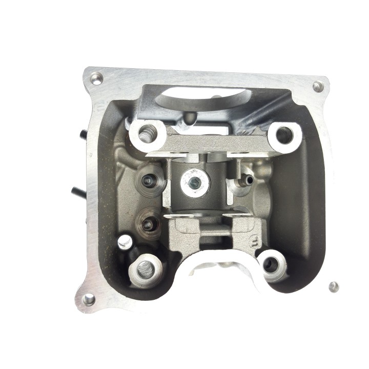 CYLINDER HEAD COMP