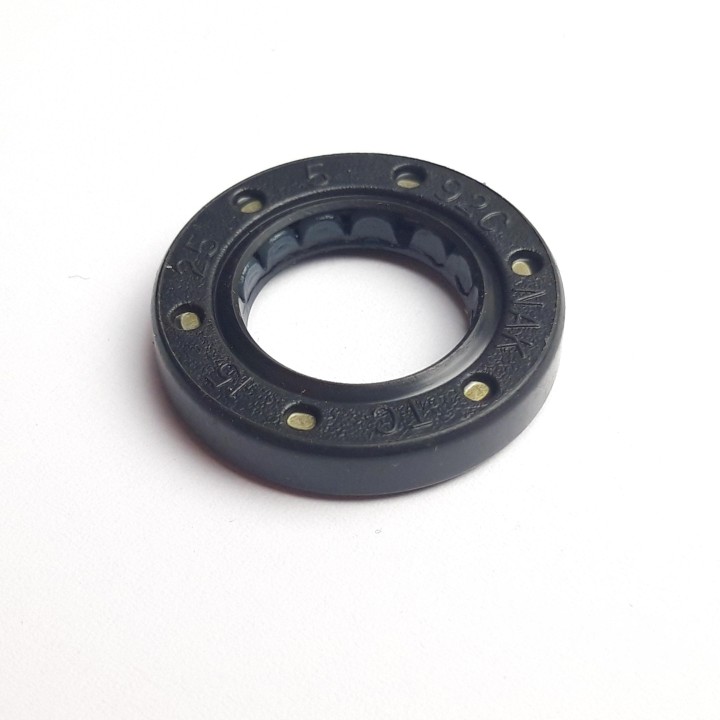 OIL SEAL 15×25×5