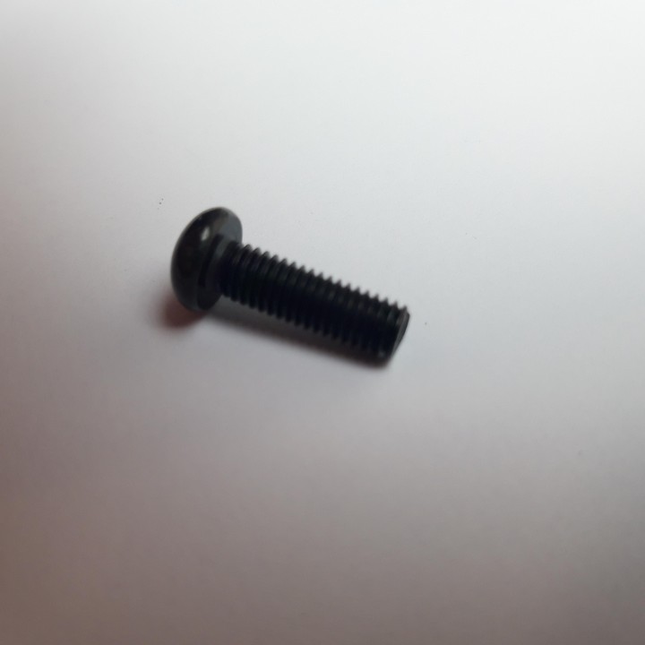 SCREW M5X16