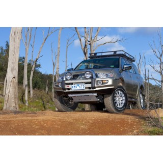 Zderzak stalowy ARB Sahara Bar - Challenger / Montero