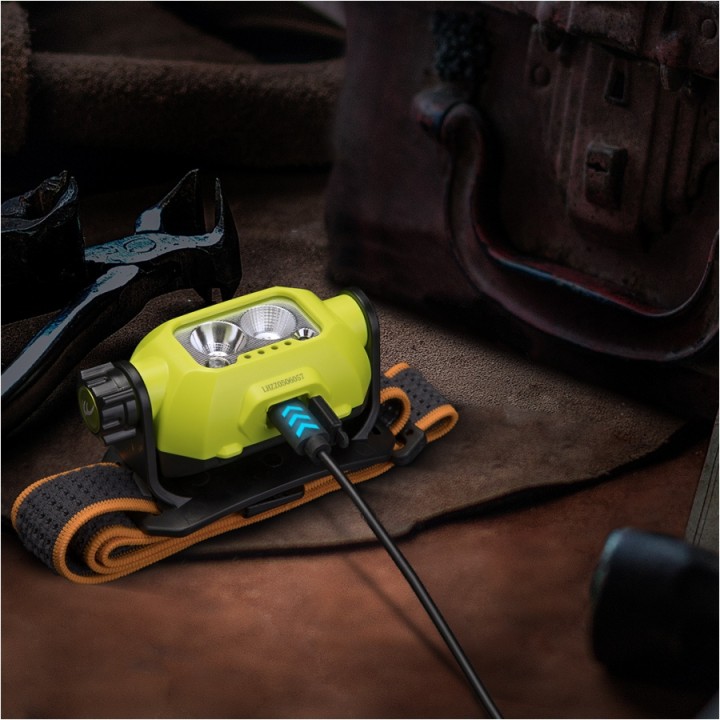 Fenix WH23R LED flashlight - headlamp