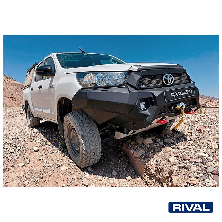 Zderzak Rival Toyota Hilux 2021 - ujęcie 3