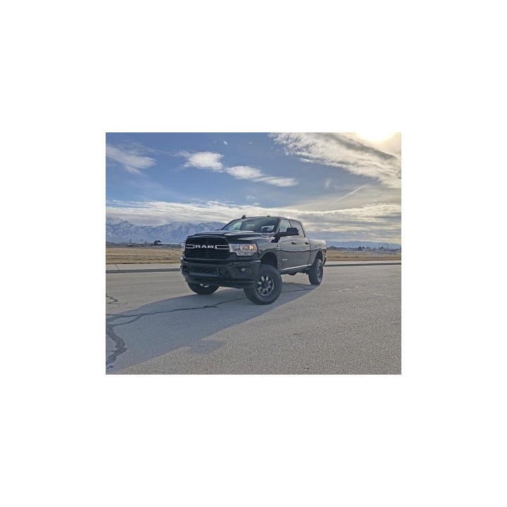 2019-2024 Dodge Ram 3500 4x4 3" lift kit - ujęcie 2