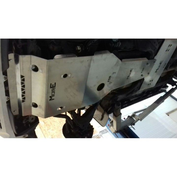 Aluminiowa przednia osłona podwozia, silnika - Toyota Land Cruiser J150 17+