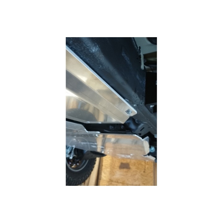 Aluminiowa osłona podwozia, zbiornika paliwa - Toyota Land Cruiser J250