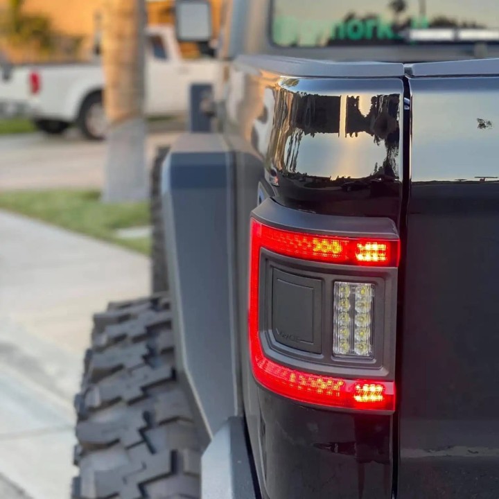 ORACLE Lighting – Zestaw tylnych lamp LED Flush + Amber/White | Jeep Gladiator JT