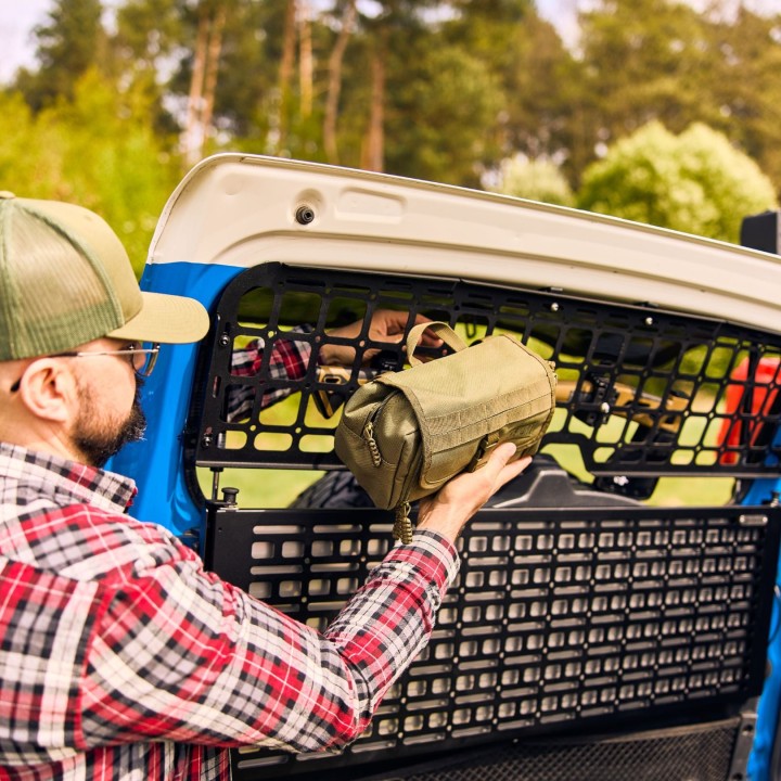 Panel MOLLE na Tylną Szybę - TOYOTA FJ Cruiser
