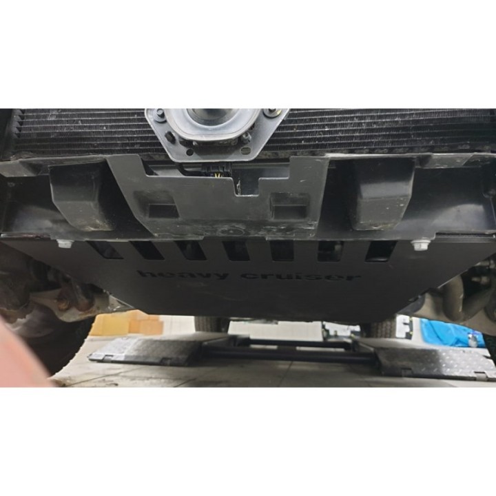Osłona chłodnic, silnika i przedniego mostu OFFROAD Jeep Grand Cherokee WK2 CRD diesel 2013-2020