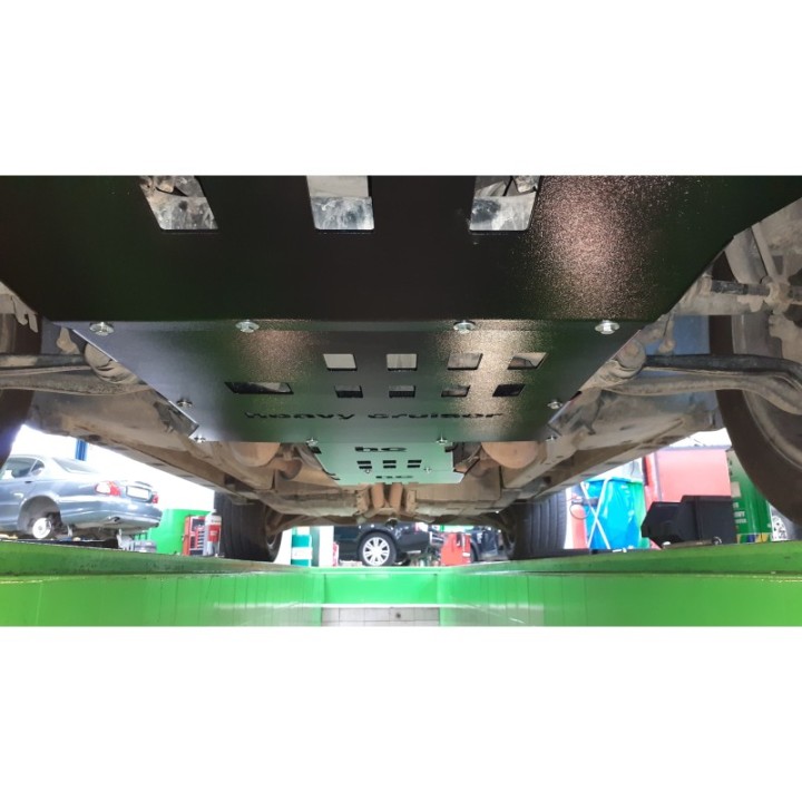 Komplet osłon układu napędowego Standard Range Rover L322 facelift 2009-2012 czerwony