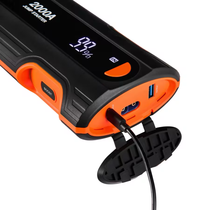 OSRAM BATTERYjumpstart 2000 OJS040 – booster 12 V 2 000 A z powerbankiem - ujęcie 11