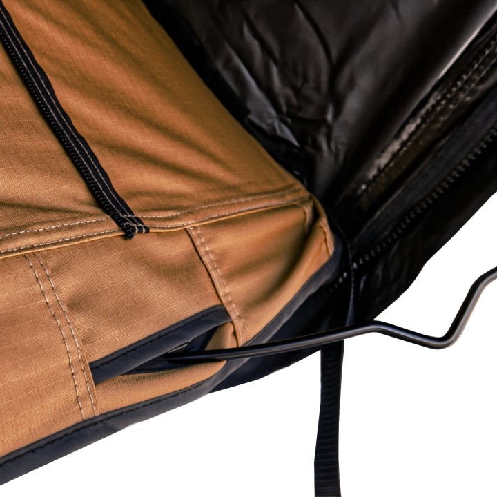 Roof Top Tent Fold 4 Grizzly - Comfortable and Sturdy!