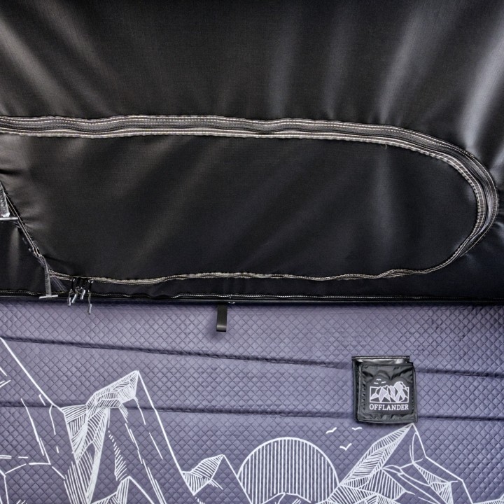 Roof Top Tent Fold 4 Grizzly - Comfortable and Sturdy!