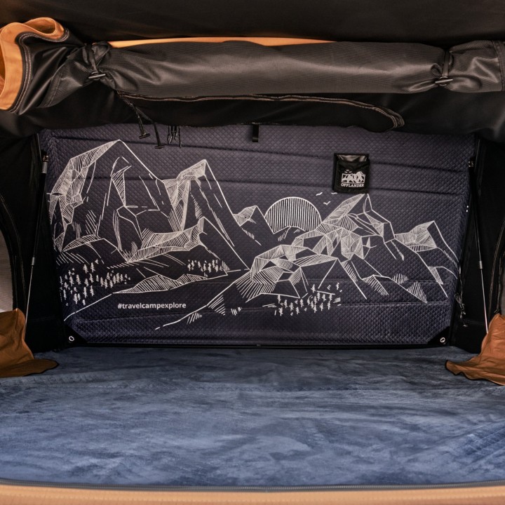 Roof Top Tent Fold 4 Grizzly - Comfortable and Sturdy!