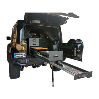 Emmer Kitchen – wysuwana kuchnia overlandingowa do Jeepa JL