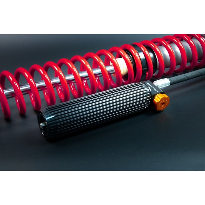 Coilover NOMADTECH 12" / 2,25" ze zbiornikiem i regulacją