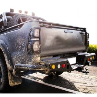 Zderzak tylny stalowy EFS z orurowaniem i światłami LED — Toyota Hilux Revo od 08.2015 EFS4WD - ujęcie 2
