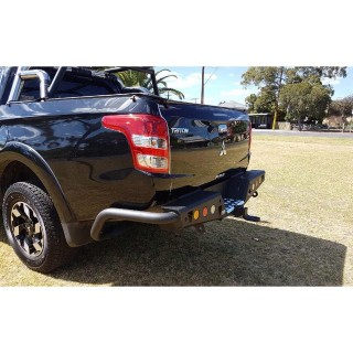 Zderzak tylny stalowy EFS z orurowaniem i światłami LED — Mitsubishi L200 / Triton od 2015 EFS4WD - ujęcie 2