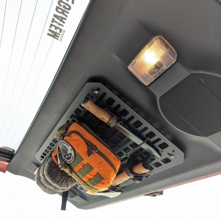 Panel MOLLE na Klapę - 4Runner 5th Gen Bison Gear - ujęcie 4