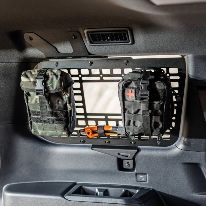 Panel MOLLE wewnętrzny Lexus GX550 i Land Cruiser 250 prawy
