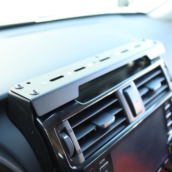 Platforma na deskę rozdzielczą Toyota 4Runner 5. gen