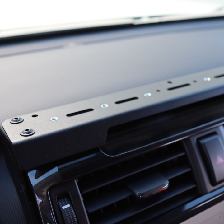Platforma na deskę rozdzielczą Toyota 4Runner 5. gen