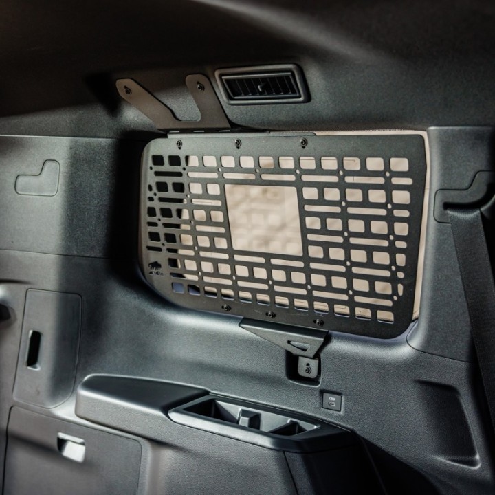 Panel MOLLE wewnętrzny Lexus GX550 i Land Cruiser 250 lewy