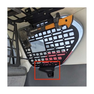 Uchwyt panelu MOLLE Land Cruiser 150 / GX460 - prawy
