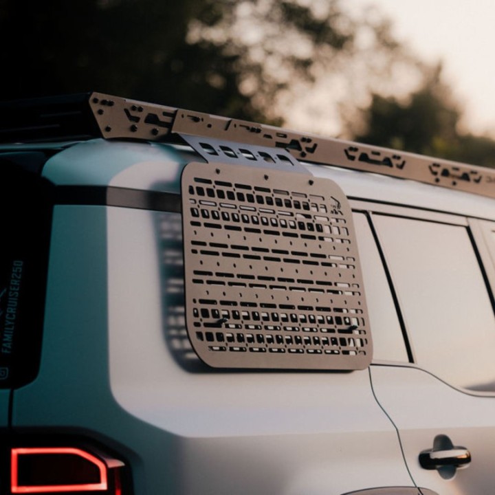 Panel MOLLE zewnętrzny lewy Land Cruiser 250 i GX550