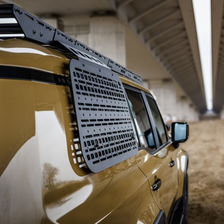 Panel MOLLE zewnętrzny lewy Land Cruiser 250 i GX550