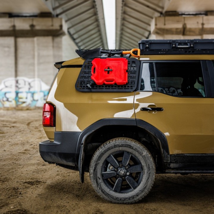 Panel MOLLE zewnętrzny lewy Land Cruiser 250 i GX550