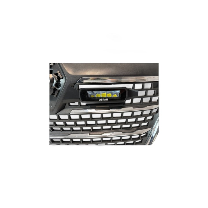 Mocowania lamp LED w atrapę ORAX Systems — Renault Master III Phase 3 (X62) 2019-2024 - ujęcie 4