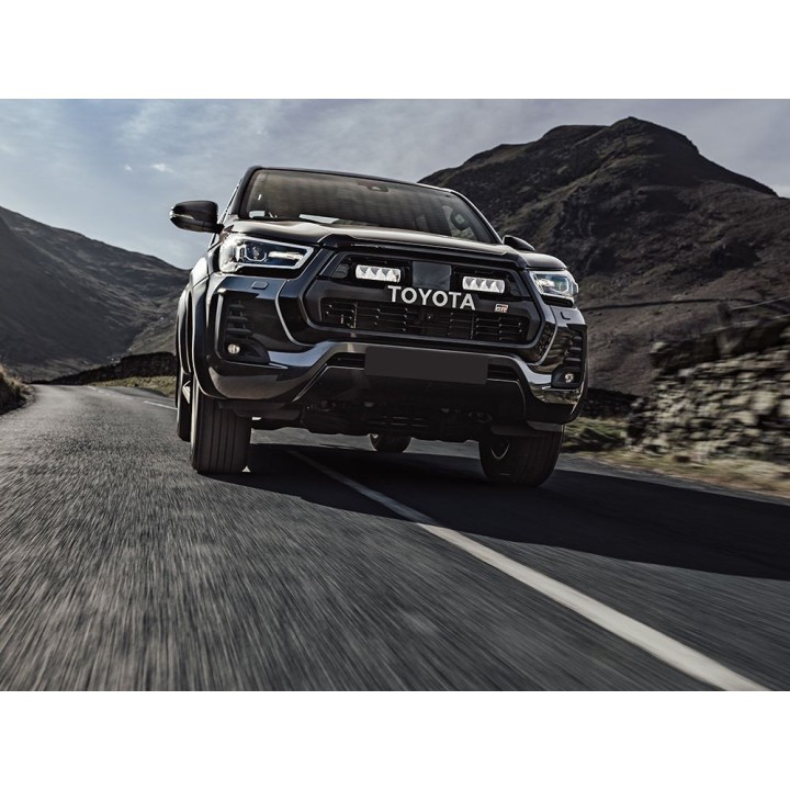 Zestaw dwóch lamp LAZER TRIPLE-R 750 (Gen2) - Toyota Hilux