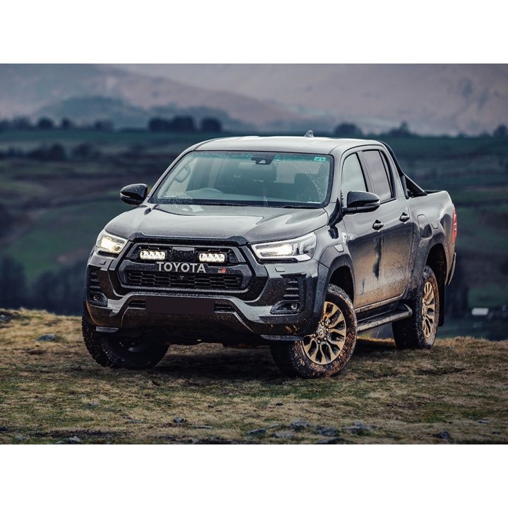 Zestaw dwóch lamp LAZER TRIPLE-R 750 (Gen2) - Toyota Hilux