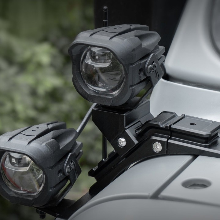 Mocowania lamp OMU na słupku A Jeep Wrangler JL / Gladiator JT - ujęcie 9
