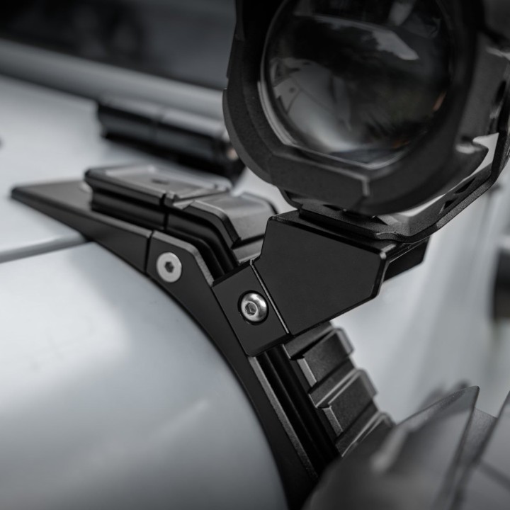 Mocowania lamp OMU na słupku A Jeep Wrangler JL / Gladiator JT - ujęcie 10