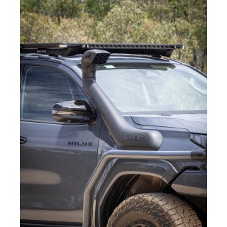 Snorkel Safari V-Spec SS223HF - Hilux MY26 2.8 diesel