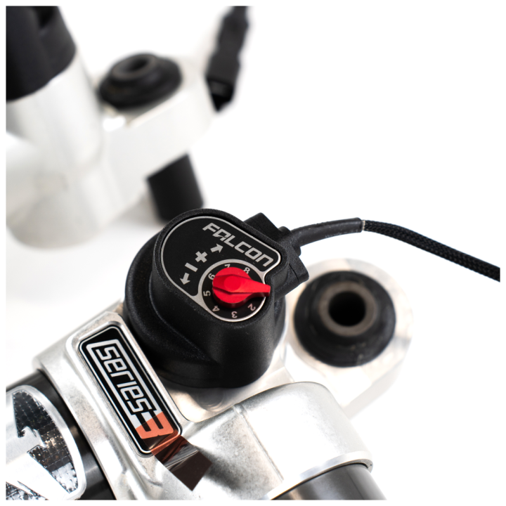 Amortyzatory przód TeraFlex Falcon Series SP2 3.5 aDapt e-Adjust Piggyback Lift 2-4,5" Benzyna - ujęcie 5