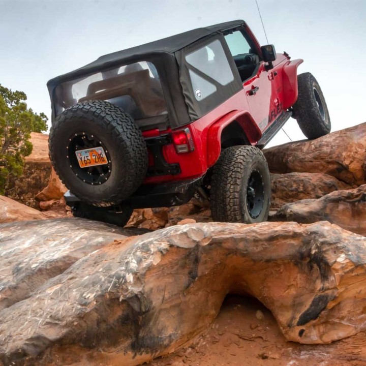 Rear reinforcement tailgate and hinges heavy duty TeraFlex