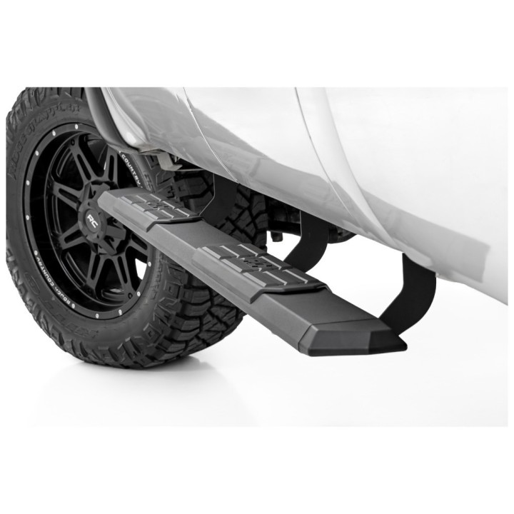 Progi, stopnie boczne Rough Country TR2 Crew cab
