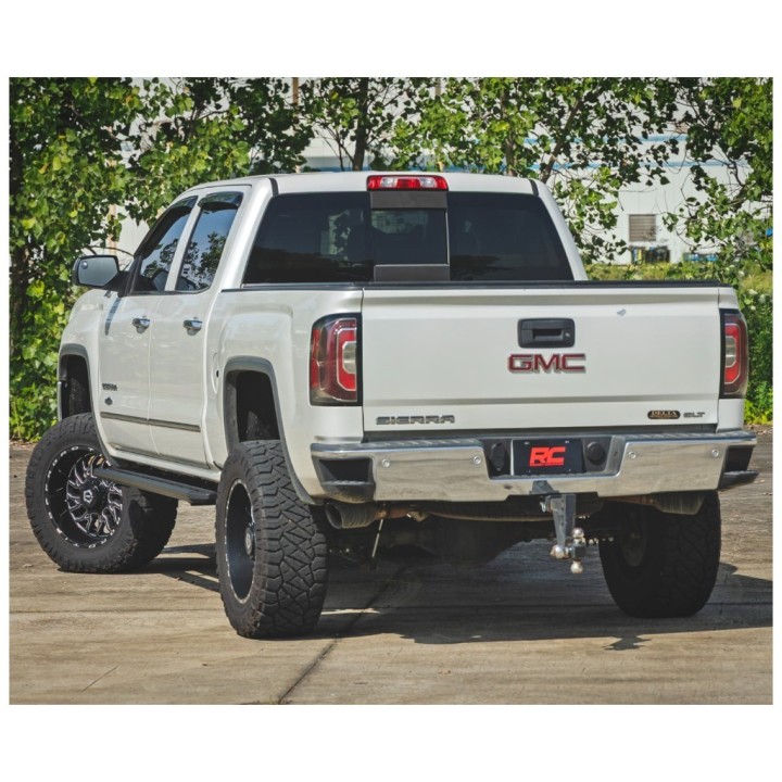 Progi, stopnie boczne Rough Country Multi-Color LED Crew cab - ujęcie 8