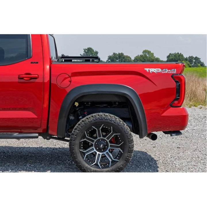 Hard tonneau cover tri-fold niski profil Rough Country