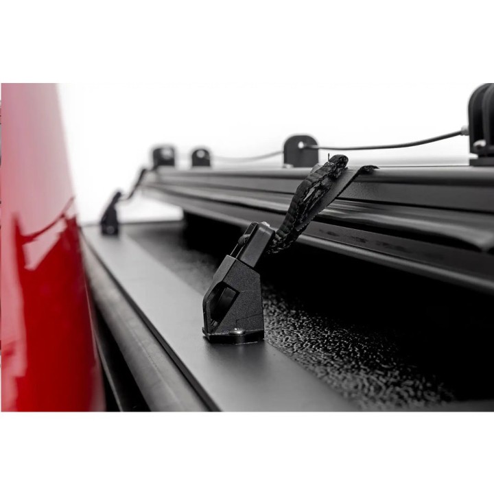 Hard tonneau cover tri-fold niski profil Rough Country