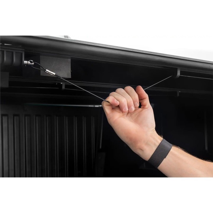 Twarda pokrywa paki tri-fold niski profil Rough Country