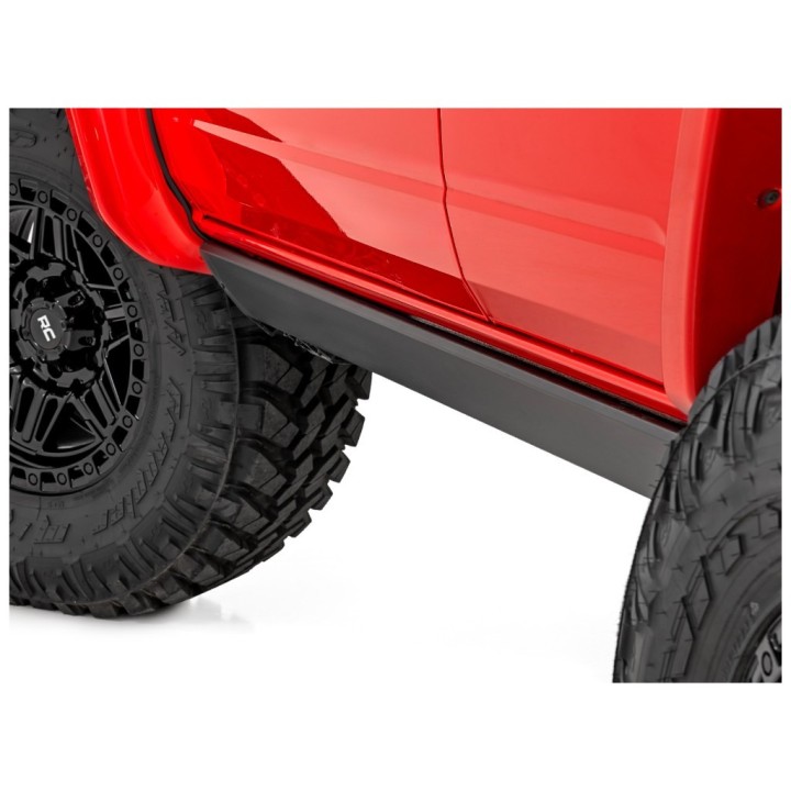 Progi elektryczne HT-Series Rough Country - ujęcie 2